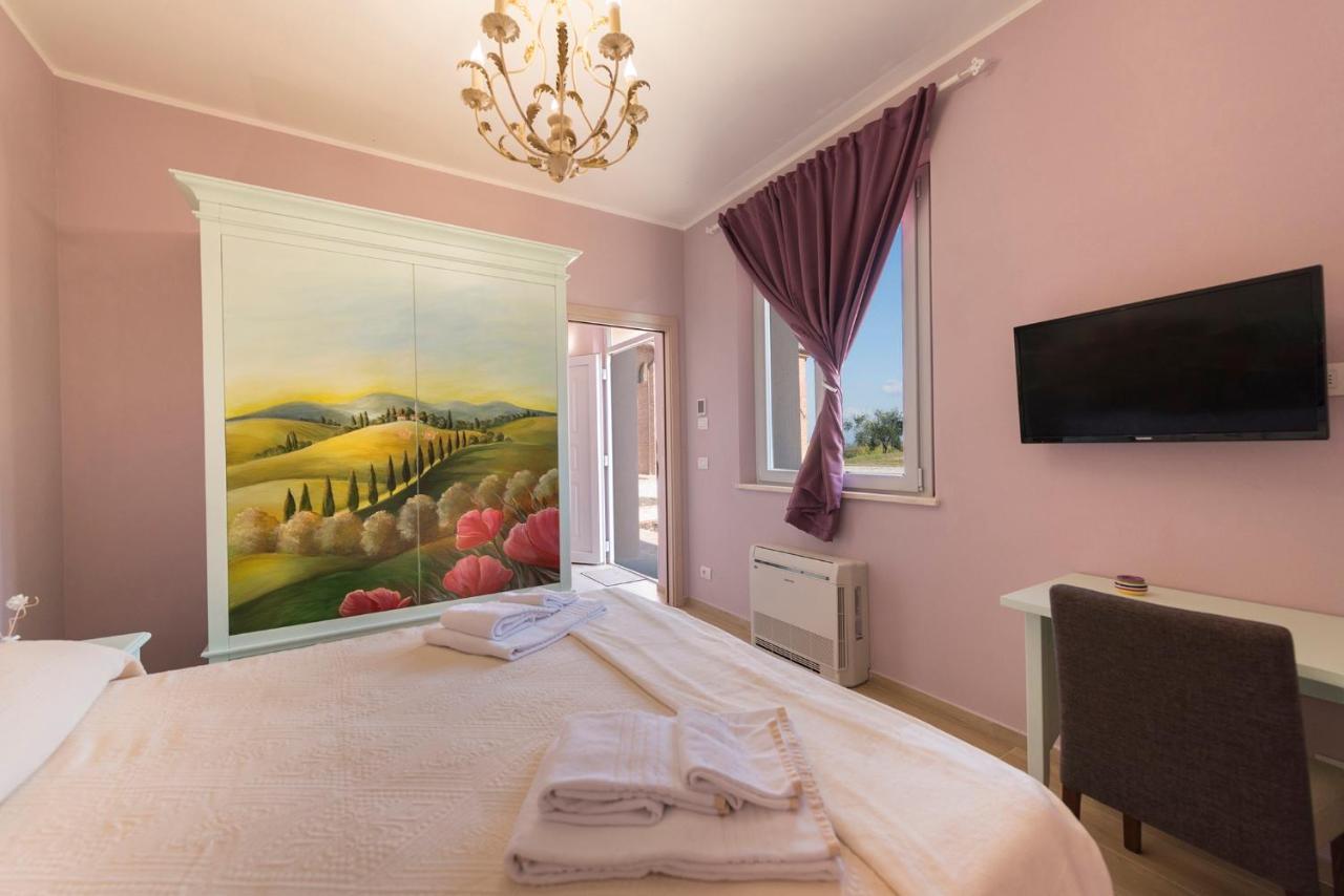 Podere Abbazia B&B ซินาลุงกา ภายนอก รูปภาพ