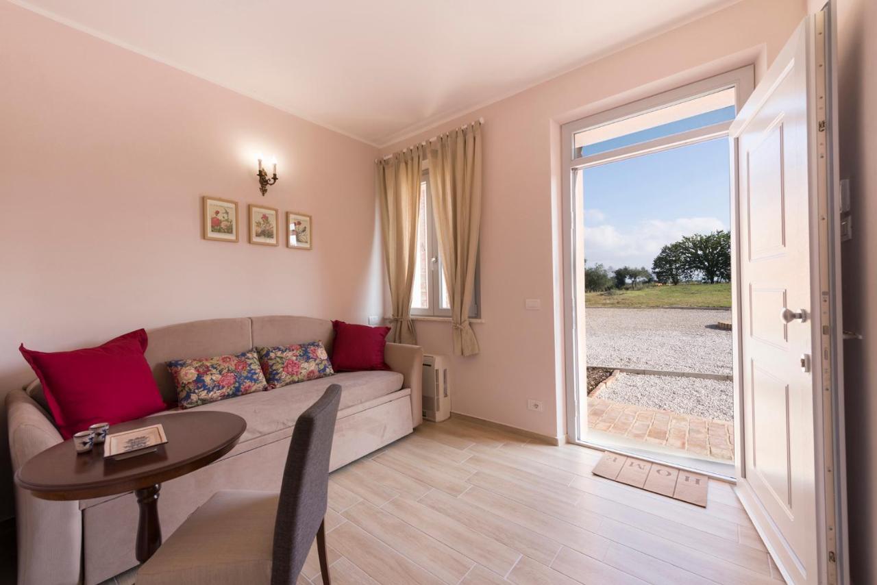 Podere Abbazia B&B ซินาลุงกา ภายนอก รูปภาพ